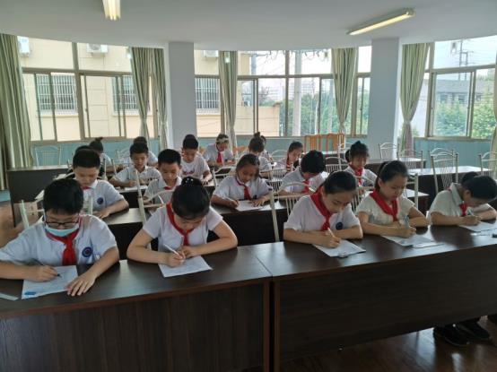 G:2020上责任督学2020上督导2020.7441942f45694b015eaee06a4f1c4a22.jpg